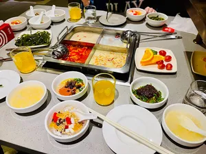 Haidilao Hotpot West Broadway Hot Pot restaurant in Vancouver – fine dining dishes, interior photos, and ambiance.