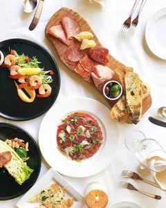 La Terrazza - Italian restaurant in Downtown Vancouver – fine dining dishes, interior photos, and ambiance.