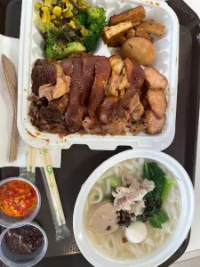 Ng Kee Cafe - Chinese restaurant in Richmond – fine dining dishes, interior photos, and ambiance.