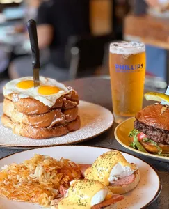 Deacon's Corner - North American restaurant in Vancouver – fine dining dishes, interior photos, and ambiance.