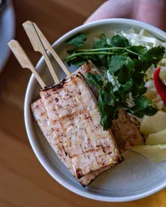 Kin Kao - Commercial - Thai restaurant in Vancouver – fine dining dishes, interior photos, and ambiance.