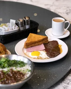 Happy Day Cafe Kingsway - Taiwanese & HK Cafe restaurant in Vancouver – fine dining dishes, interior photos, and ambiance.