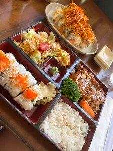 Big Bang Sushi - Japanese & Sushi restaurant in Downtown Vancouver – fine dining dishes, interior photos, and ambiance.