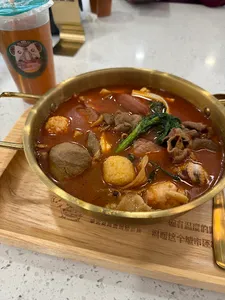 Super Thai Hot Pot - Hot Pot restaurant in Vancouver – fine dining dishes, interior photos, and ambiance.
