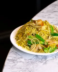 Happy Day Cafe Kingsway - Taiwanese & HK Cafe restaurant in Vancouver – fine dining dishes, interior photos, and ambiance.