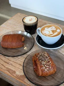 Noct. Coffee - Cafe restaurant in Vancouver – fine dining dishes, interior photos, and ambiance.