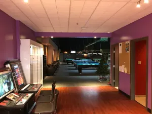 Top 147 Snooker - Entertainment restaurant in Richmond – fine dining dishes, interior photos, and ambiance.