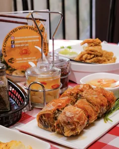 Crab Hot Lau Kingsway - Vietnamese restaurant in Burnaby – fine dining dishes, interior photos, and ambiance.