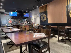 Dingding Restaurant - Chinese restaurant in Downtown Vancouver – fine dining dishes, interior photos, and ambiance.