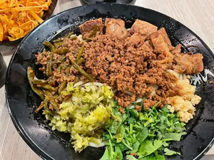 Xiang Yuan Qiao Yunnan Cross Bridge Rice Noodle Coquitlam - Chinese restaurant in Coquitlam – fine dining dishes, interior photos, and ambiance.