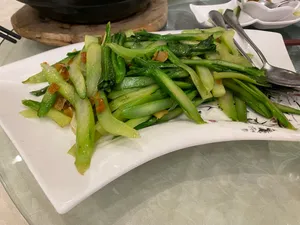 Review photo uploaded by Annie at Neptune Palace Seafood Restaurant Vancouver