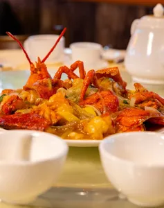 Happy Valley Seafood Restaurant - Chinese restaurant in Burnaby – fine dining dishes, interior photos, and ambiance.