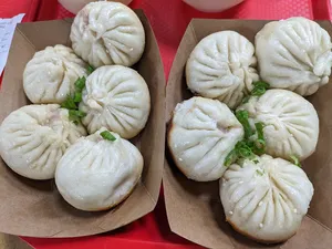 Shanghai Fortune Cuisine - Chinese restaurant in Burnaby – fine dining dishes, interior photos, and ambiance.