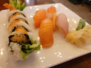 Big Bang Sushi - Japanese & Sushi restaurant in Downtown Vancouver – fine dining dishes, interior photos, and ambiance.