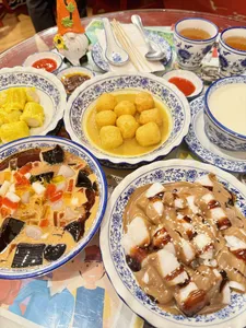 The First Dessert - Dessert restaurant in Vancouver – fine dining dishes, interior photos, and ambiance.