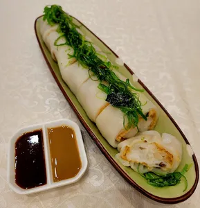 Neptune Palace Seafood Restaurant Vancouver - Dim Sum restaurant in Vancouver – fine dining dishes, interior photos, and ambiance.