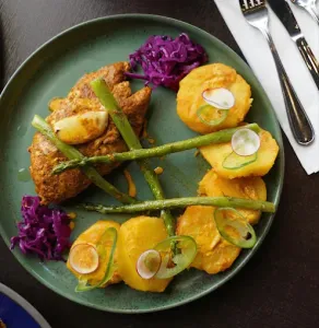 Afghan Kitchen South Surrey - Middle Eastern restaurant in Surrey – fine dining dishes, interior photos, and ambiance.