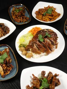 PIGGY BROS - Chinese restaurant in Richmond – fine dining dishes, interior photos, and ambiance.