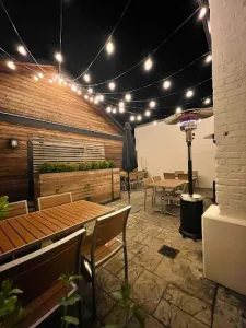 ZUBU Ramen Kerrisdale - Japanese & Sushi restaurant in Vancouver – fine dining dishes, interior photos, and ambiance.