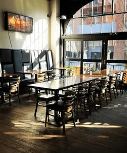 Alibi Room - North American restaurant in Downtown Vancouver – fine dining dishes, interior photos, and ambiance.