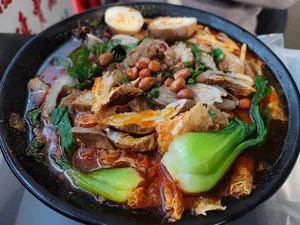 Snail Rice Noodle King Richmond - Chinese restaurant in Richmond – fine dining dishes, interior photos, and ambiance.