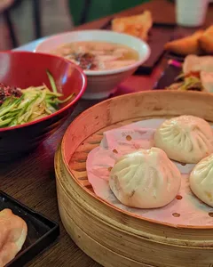 Northern BBQ Restaurant - BBQ restaurant – fine dining dishes, interior photos, and ambiance.