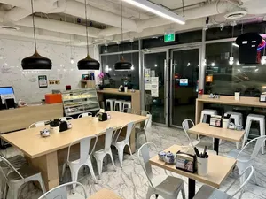 Quds Halal Noodle House - Chinese restaurant in Richmond – fine dining dishes, interior photos, and ambiance.