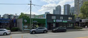 Slothfuls - Bubble Tea restaurant in Burnaby – fine dining dishes, interior photos, and ambiance.