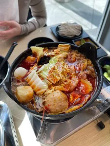 Pot Empire - Hot Pot restaurant in Burnaby – fine dining dishes, interior photos, and ambiance.