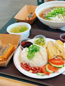Pho 7 - Vietnamese restaurant in Richmond – fine dining dishes, interior photos, and ambiance.
