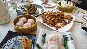 Neptune Palace Seafood Restaurant Brentwood - Dim Sum restaurant in Burnaby – fine dining dishes, interior photos, and ambiance.