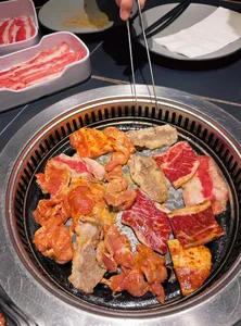 Hot Spot Buffet - BBQ restaurant in Vancouver – fine dining dishes, interior photos, and ambiance.