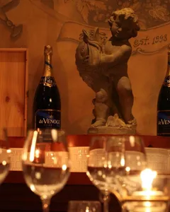 La Terrazza - Italian restaurant in Downtown Vancouver – fine dining dishes, interior photos, and ambiance.