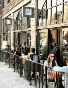 Alibi Room - North American restaurant in Downtown Vancouver – fine dining dishes, interior photos, and ambiance.