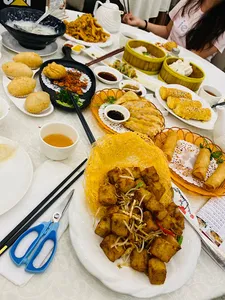 Neptune Palace Restaurant Surrey - Dim Sum restaurant in Surrey – fine dining dishes, interior photos, and ambiance.