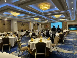 Shun Feng Seafood Restaurant - Dim Sum restaurant in Richmond – fine dining dishes, interior photos, and ambiance.