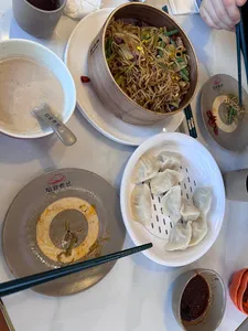 Hao's Tapas Kitchen - Chinese restaurant in Richmond – fine dining dishes, interior photos, and ambiance.