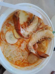 Gee! Taste Good - Singaporean restaurant in Richmond – fine dining dishes, interior photos, and ambiance.