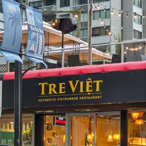 Tre Viet - Vietnamese restaurant in Downtown Vancouver – fine dining dishes, interior photos, and ambiance.
