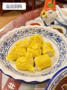 The First Dessert - Dessert restaurant in Vancouver – fine dining dishes, interior photos, and ambiance.