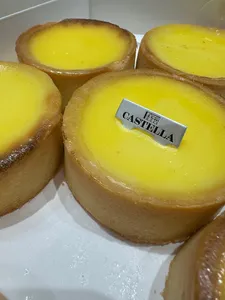 Castella Cheesecake Metrotown - Dessert restaurant in Burnaby – fine dining dishes, interior photos, and ambiance.