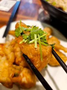 Mr.Shi Home Made Noodle - Chinese restaurant in Vancouver – fine dining dishes, interior photos, and ambiance.