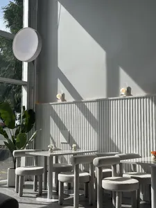 Oui Patisserie - Cafe restaurant in Richmond – fine dining dishes, interior photos, and ambiance.