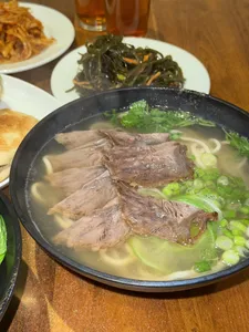 Mr.Shi Home Made Noodle - Chinese restaurant in Vancouver – fine dining dishes, interior photos, and ambiance.