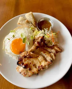 B House Restaurant - Global restaurant in Vancouver – fine dining dishes, interior photos, and ambiance.