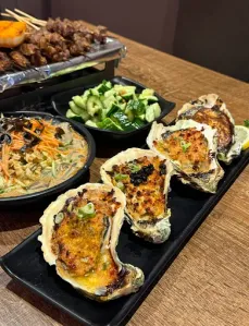 Li's China Grill - BBQ restaurant in Vancouver – fine dining dishes, interior photos, and ambiance.