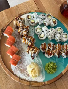 VanLove sushi & more - Japanese & Sushi restaurant in Downtown Vancouver – fine dining dishes, interior photos, and ambiance.