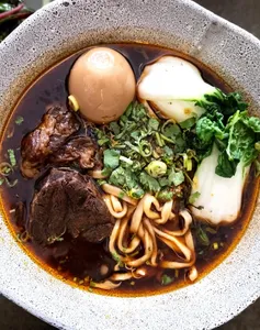 Torafuku - Global restaurant in Downtown Vancouver – fine dining dishes, interior photos, and ambiance.