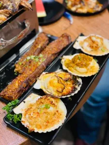 Li's China Grill - BBQ restaurant in Vancouver – fine dining dishes, interior photos, and ambiance.