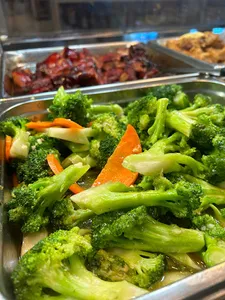 Kung Pao Wok - Chinese restaurant in Richmond – fine dining dishes, interior photos, and ambiance.